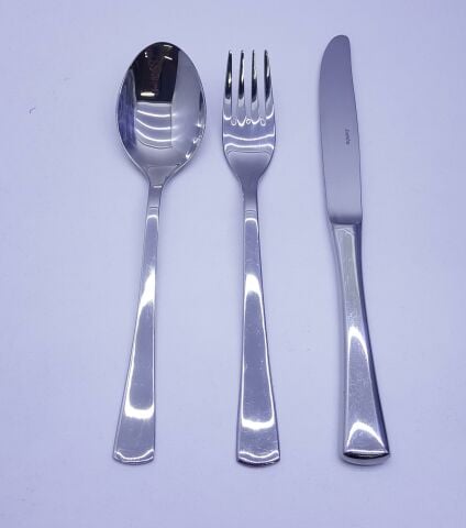 JUMBO 1900 PARLAK 12 KİŞİLİK ÇATAL KAŞIK BIÇAK TAKIMI