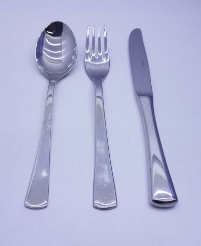 JUMBO 1900 PARLAK 12 KİŞİLİK ÇATAL KAŞIK BIÇAK TAKIMI