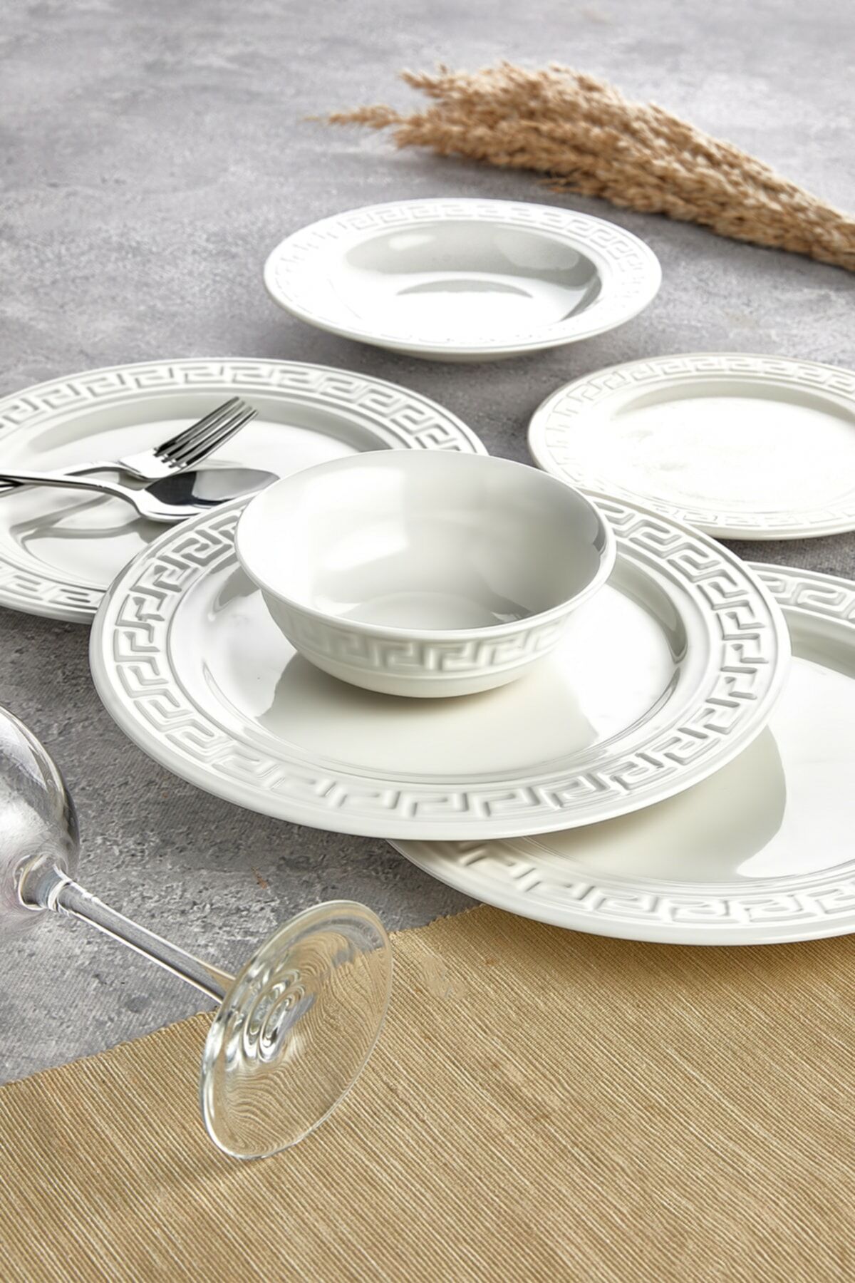 Cooker 6 Kişilik Milano 24 Parça Yemek Takımı CKR4003