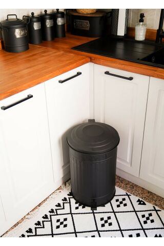 Beyler 37 Lt Pedallı Çöp Kovası Mat Siyah 1MTL-830-MS